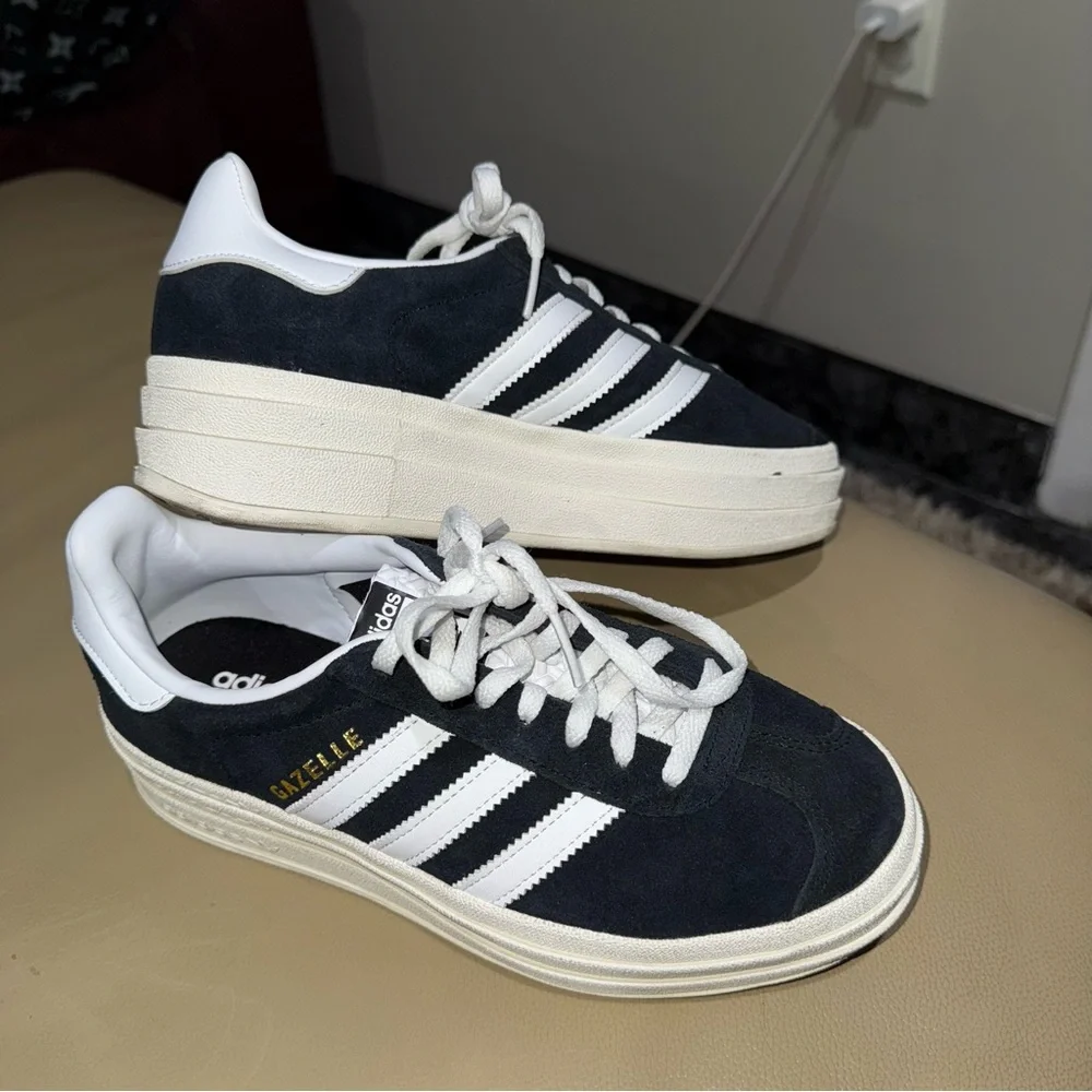 Adidas Gazelle Platform Women’s Sneakers – Black/White - Picture 2 of 6